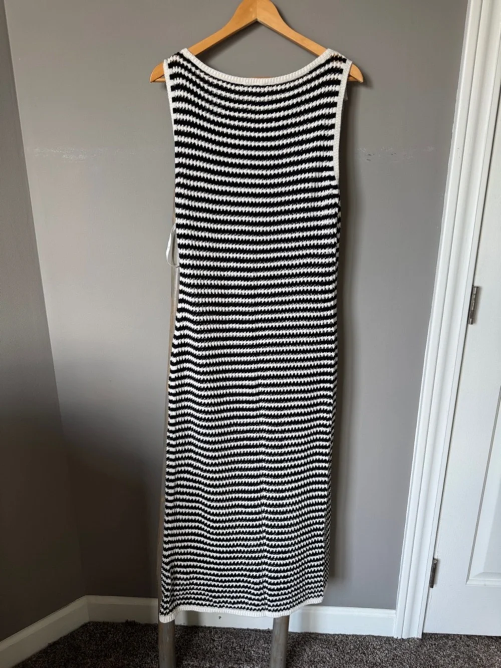Abercrombie & Fitch Black and White Striped Sleeveless Ribbed crochet Maxi Dress